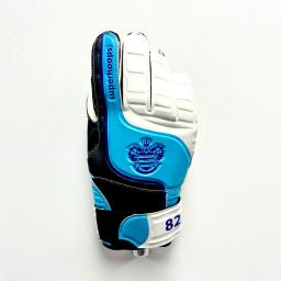 Goalkeeper-Glove-Wall-Holder-3.jpg